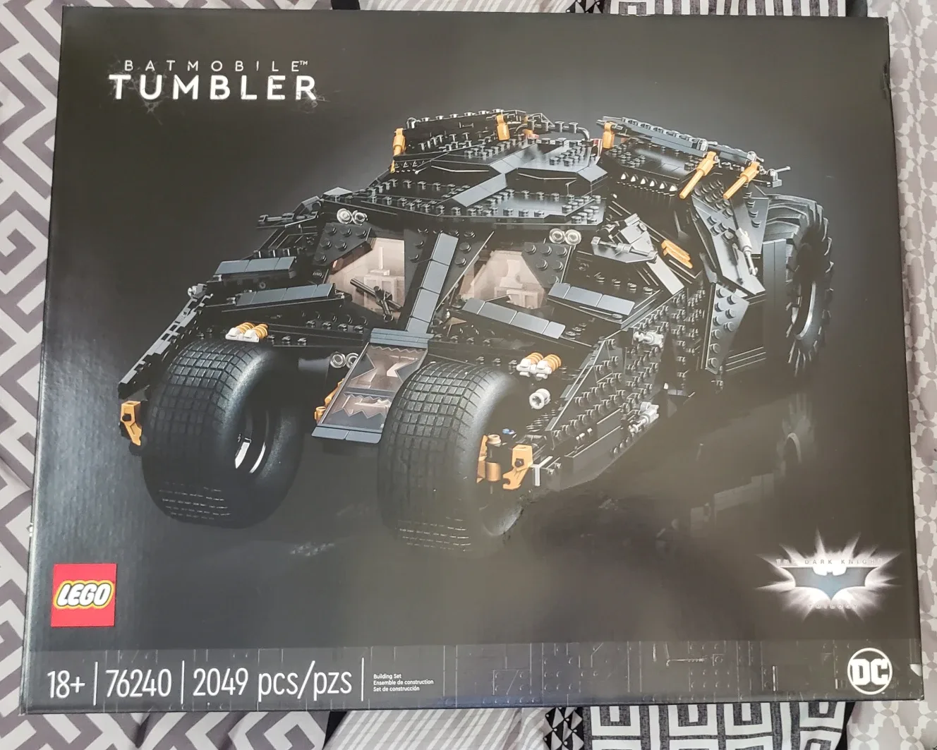 LEGO Batmobile Tumbler 76240 (New) thumbnail