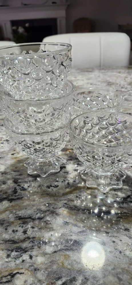 Set of 8 Pressed Glass Dessert Bowls thumbnail