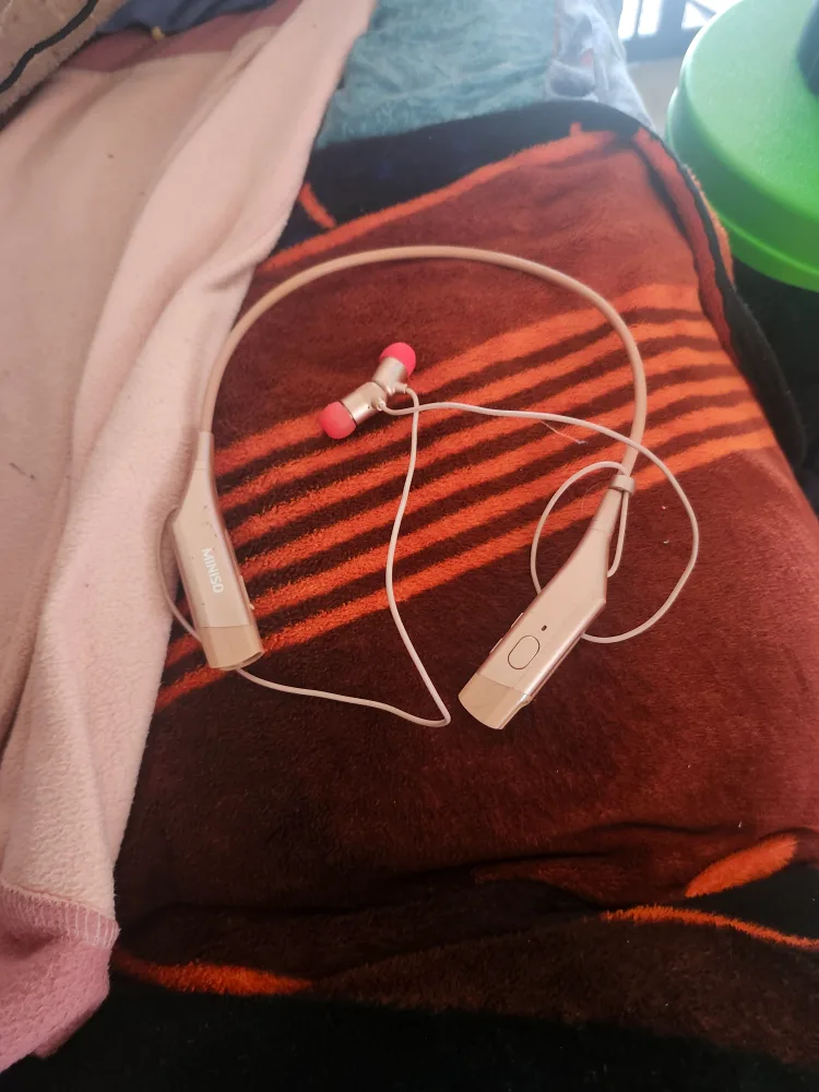 Miniso Wireless Neckband Headphones thumbnail
