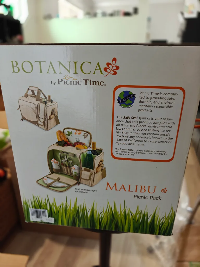 Botanica by Picnic Time Malibu Picnic Pack image indicator(2)