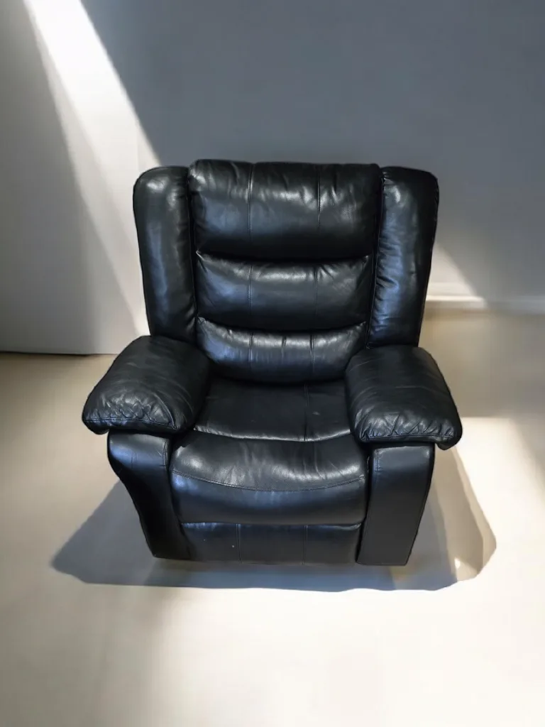 Black Leather Recliner thumbnail