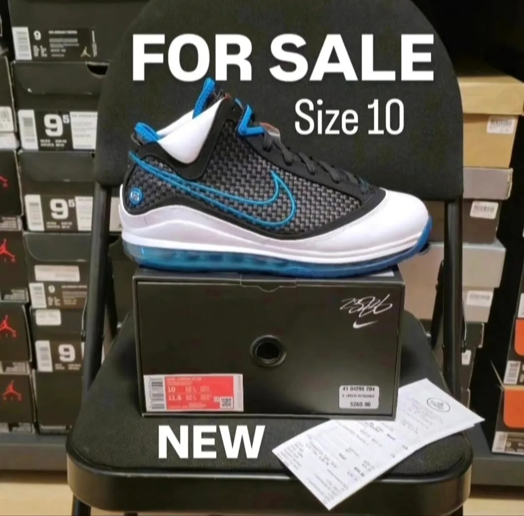 Nike LeBron 7 NFW Red Carpet size 10 thumbnail