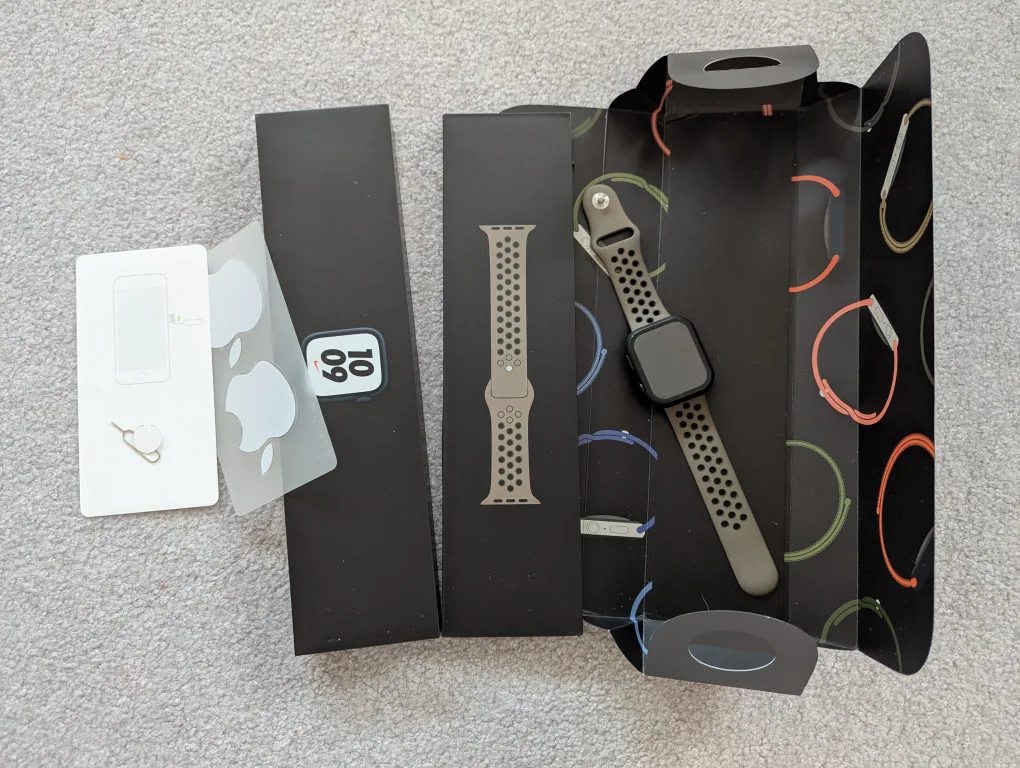 Apple Watch Nike Series 7 45mm Midnight Aluminum 🇨🇦 image indicator(3)