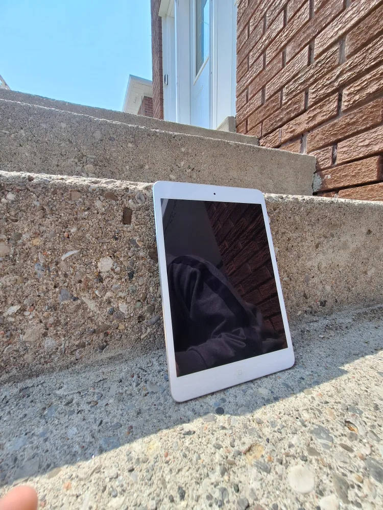 Apple iPad Mini 2 - 32 GB image indicator(5)