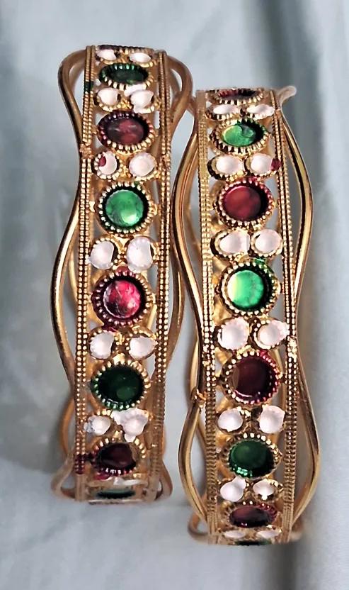 Set of new  2 Gold-Tone Bangles thumbnail