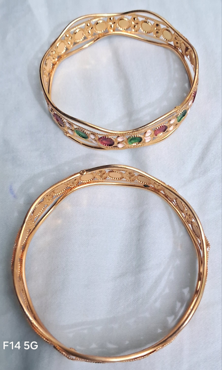 new  2 Gold-Tone Bangles(pick up before friday) - photo 4