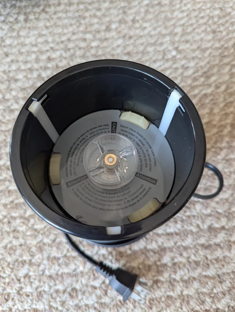 Magic Bullet Single Shot 12-Piece Set  CASH ONLY AS IS image indicator(6)