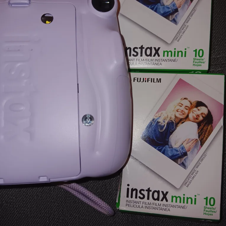 Fujifilm Instax Mini 11 Lilac Purple + 2 Film Packs image indicator(4)