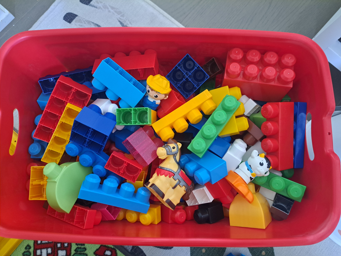 Large box of Mega Bloks - photo 3