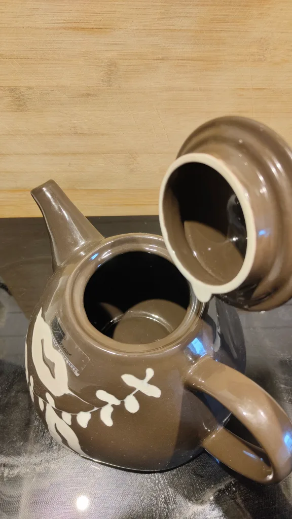 Porcelain Teapot – Designer Homewares by Taness🇨🇦🧡 image indicator(5)