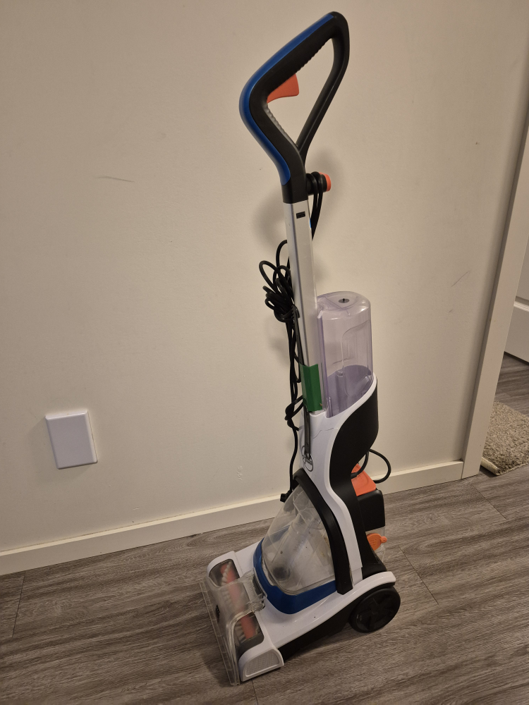 Bissell ProHeat 2X Revolution Pet Carpet Cleaner