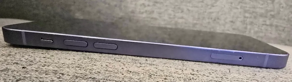 Apple iPhone 12 - 128GB Purple - Like new image indicator(6)