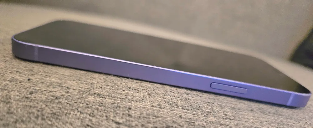 Apple iPhone 12 - 128GB Purple - Like new image indicator(7)