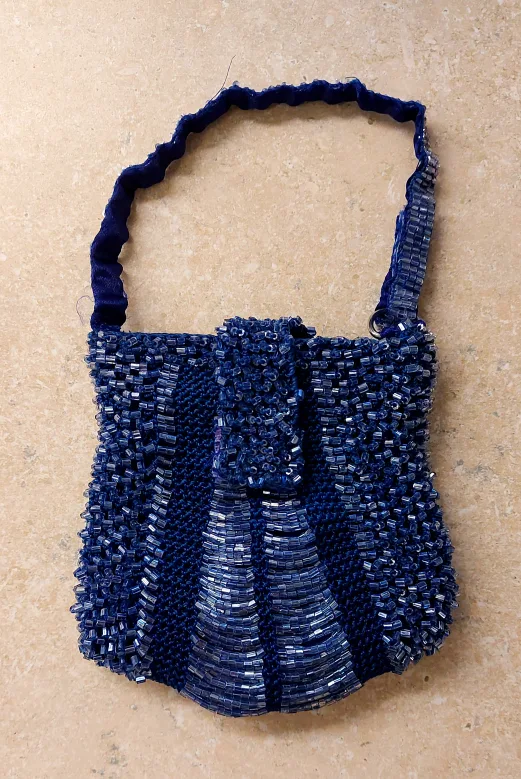 🇨🇦Beaded Blue coin purse thumbnail