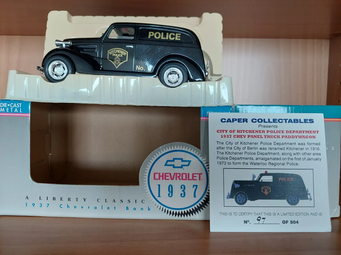 Liberty Classic 1937 Chevy Bank - Kitchener Police thumbnail