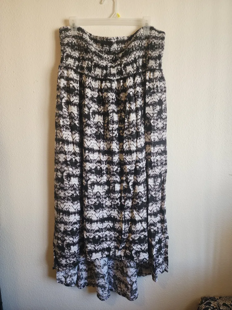 Patterned Maxi Dress 1X/Maternity thumbnail