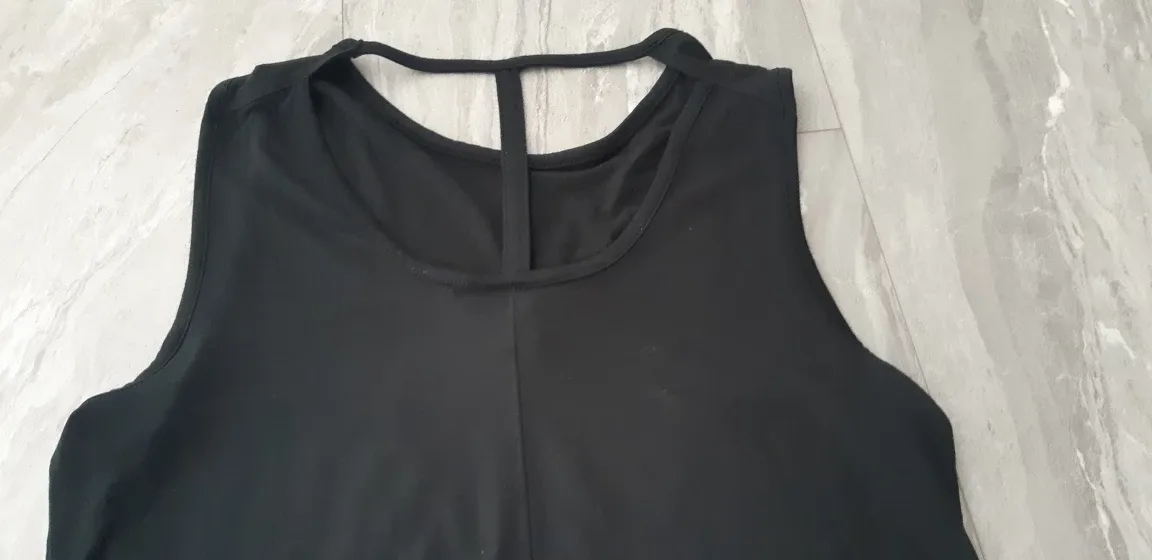 6pc. lot of woman's clothing size S/M image indicator(9)