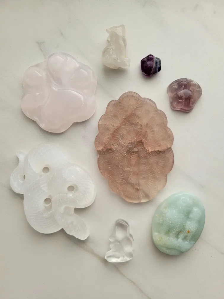 Carved Animals Crystal Set thumbnail