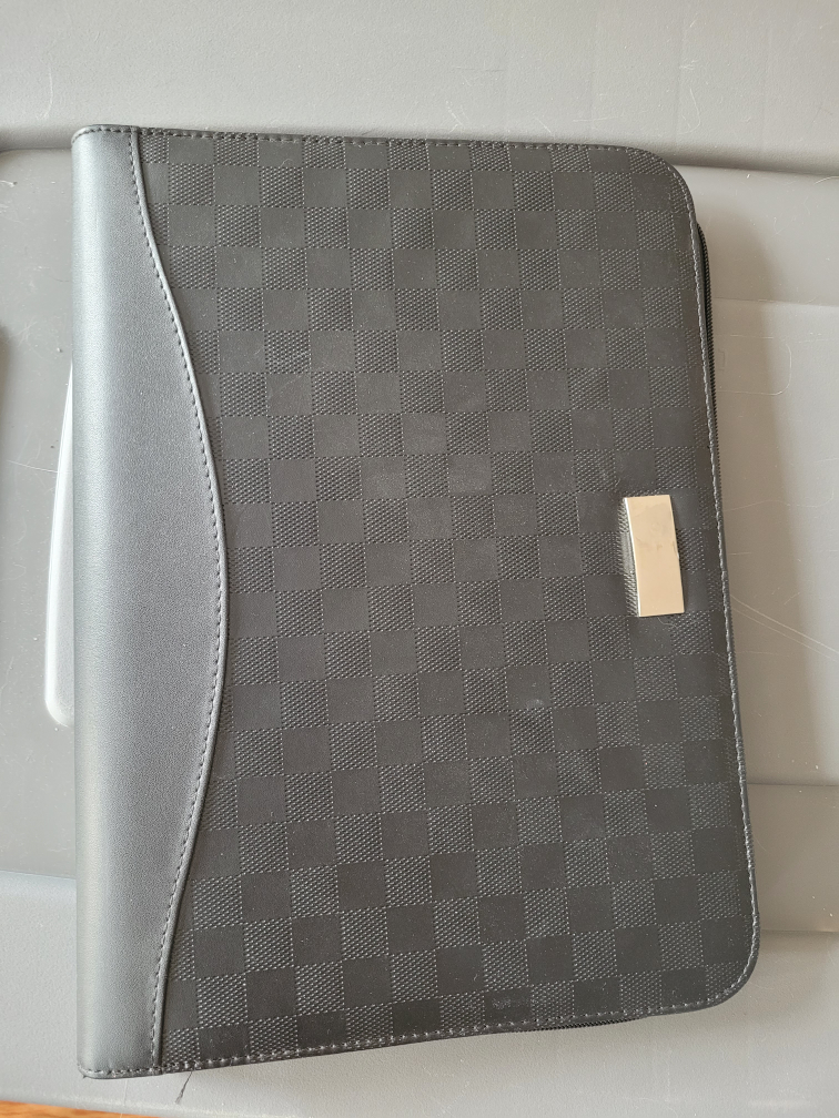 Zipup Portfolio binders