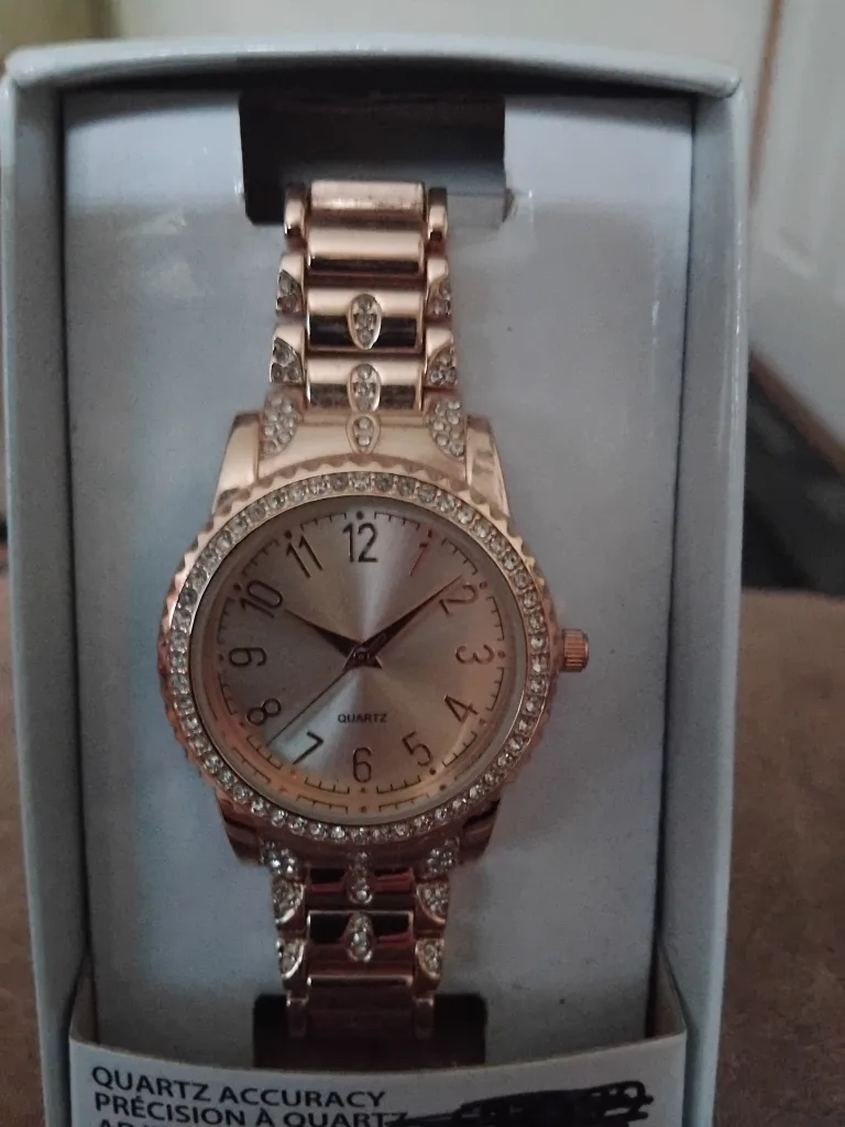 Rose Gold Quartz Accuracy Adjustable Bracelet Watch image indicator(2)