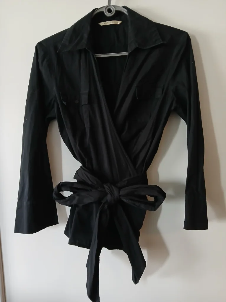 🇨🇦 Smart Set Black Wrap Blouse - Size M. 🍁 thumbnail