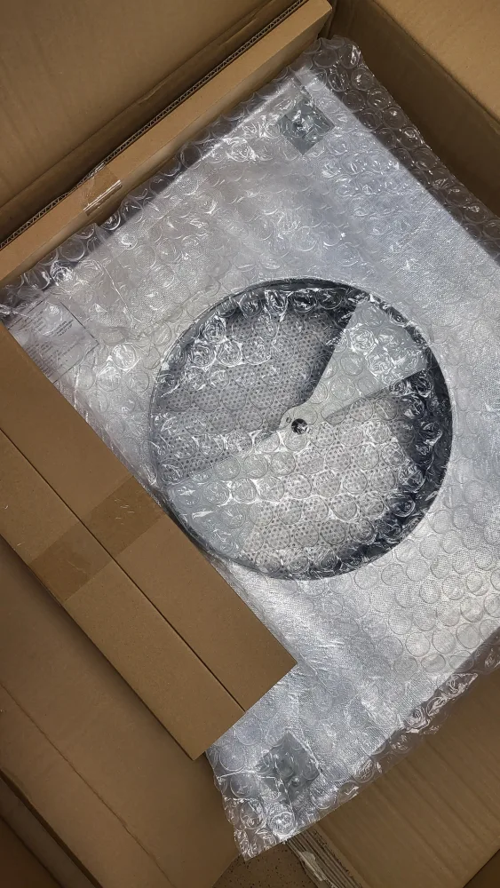 New Hood #1 (Hood) - 24" x 24" image indicator(3)