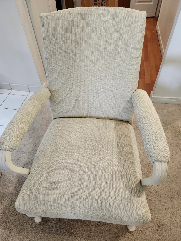 Accent Chair image indicator(8)