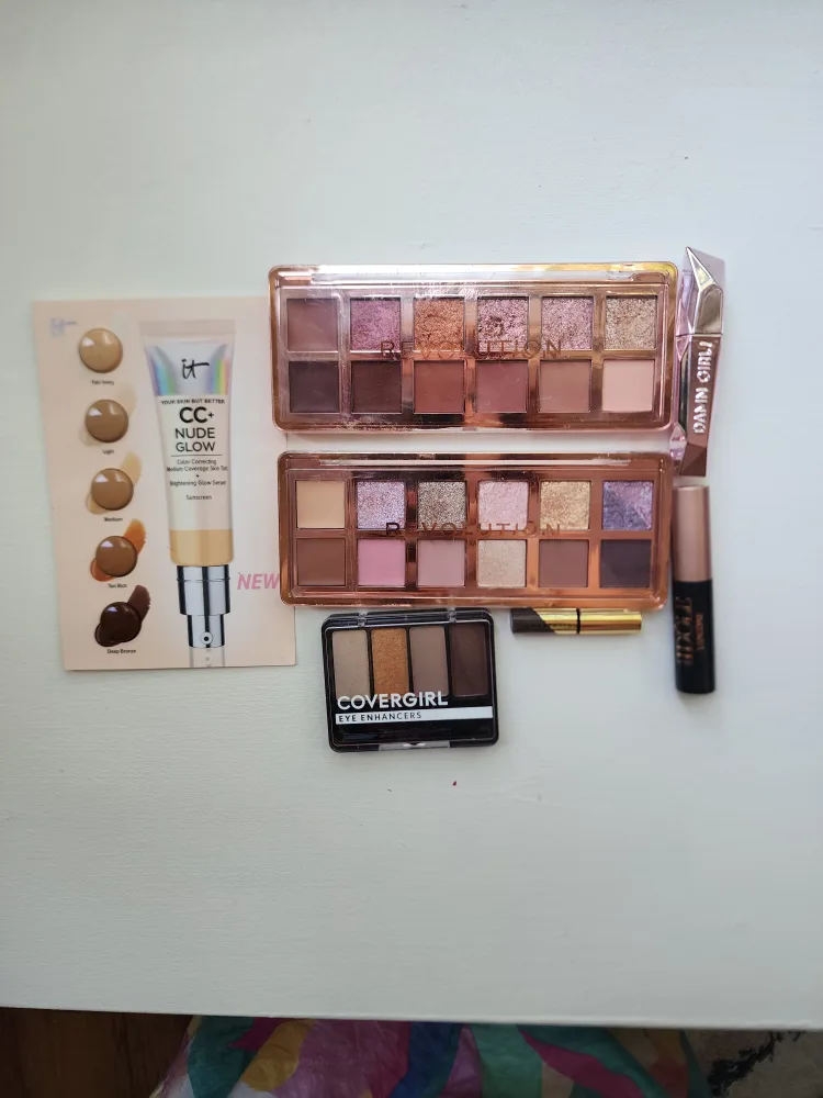 Eyeshadow / Makeup Bundle thumbnail