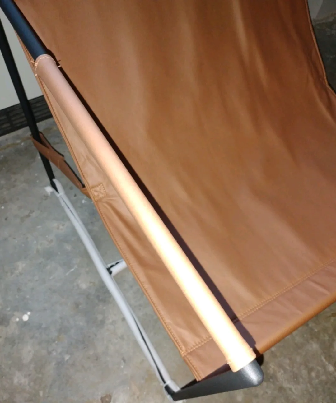 Brown Leather Sling Chair image indicator(4)