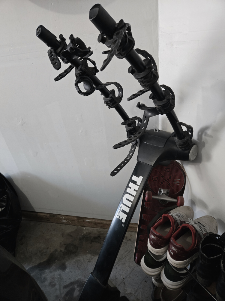 Thule 4 Bike Rack - Hitch Mount - photo 2