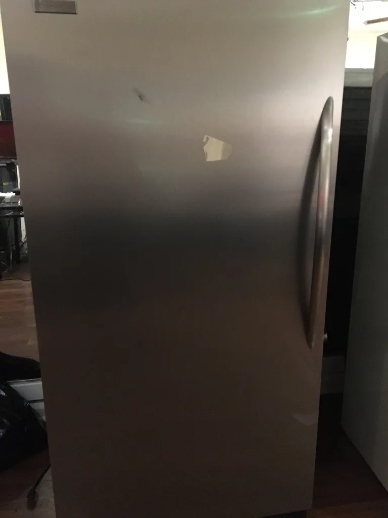 Frigidaire  Freezer thumbnail