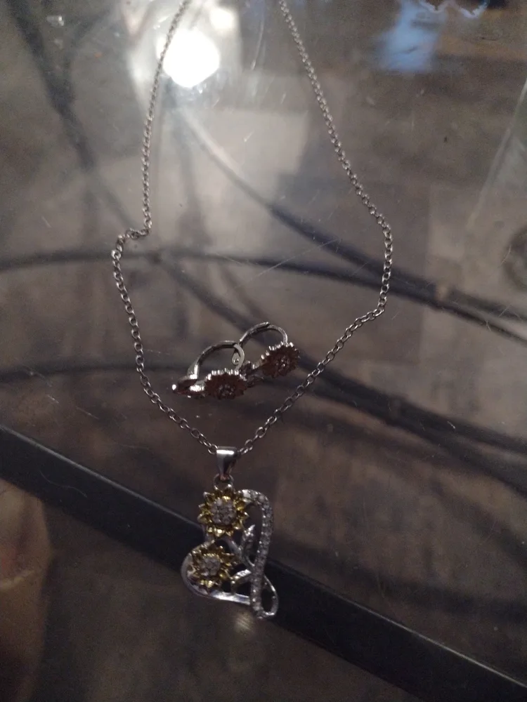Sunflower Heart Pendant Necklace & Earrings Set thumbnail