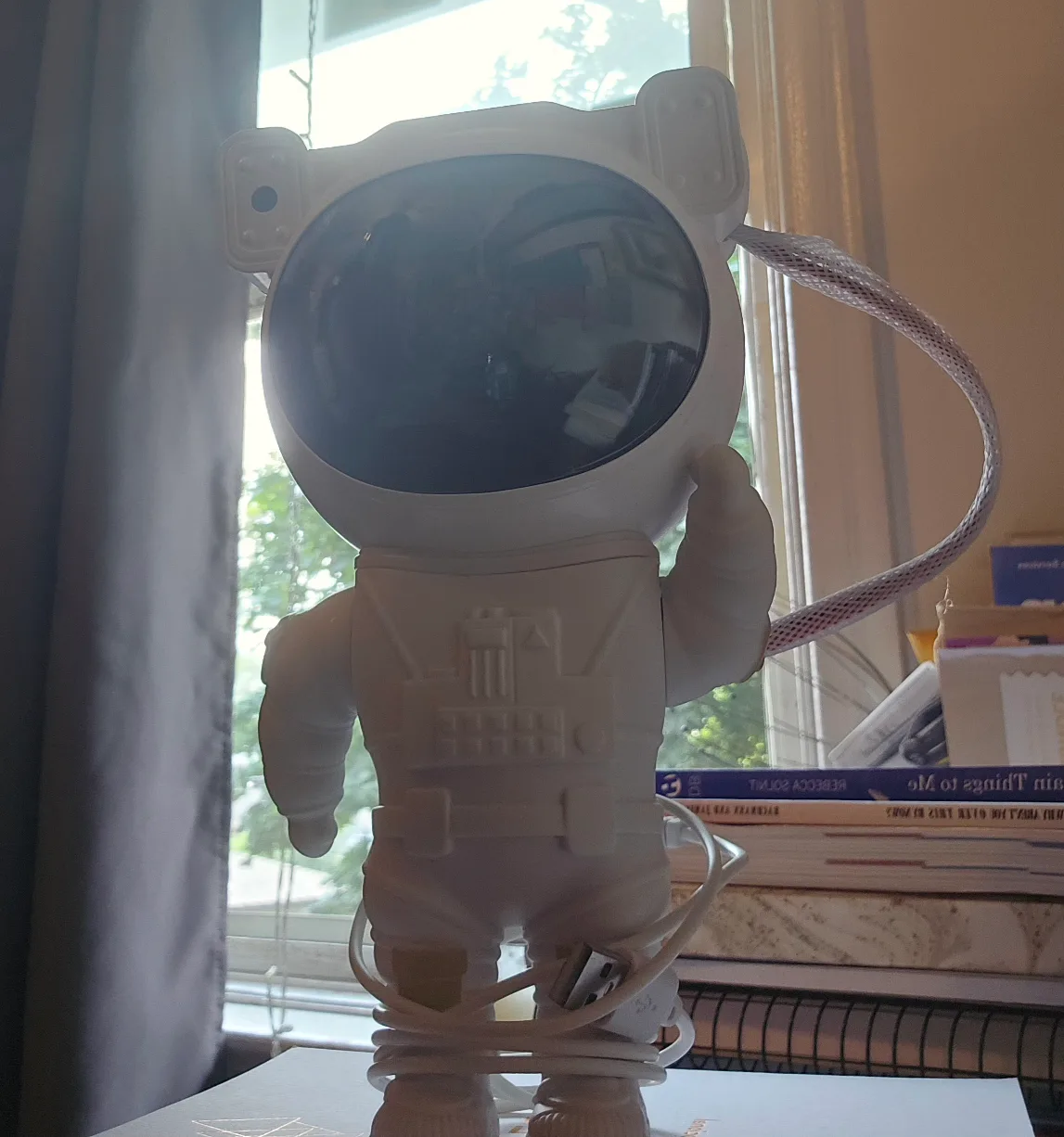 Astronaut Galaxy Projector Night Light thumbnail