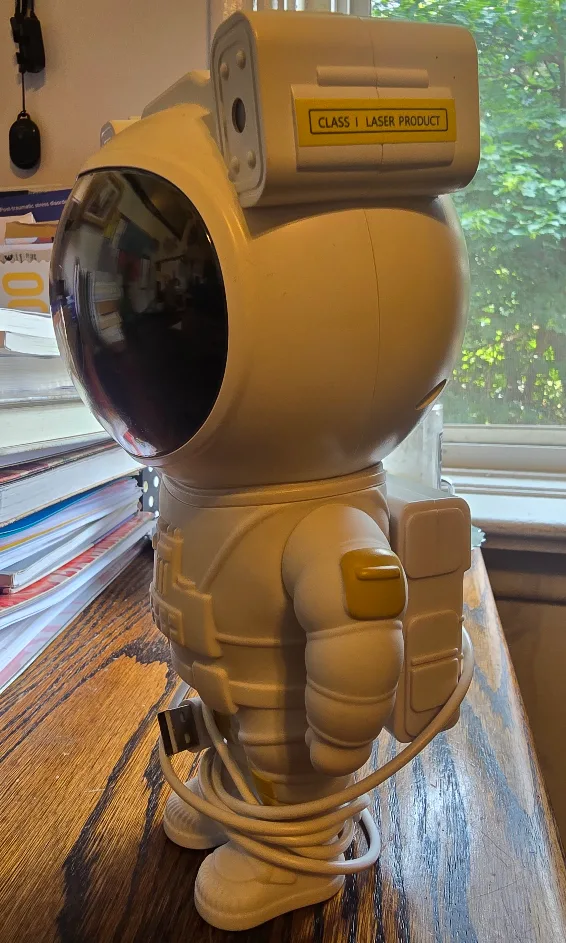 Astronaut Galaxy Projector Night Light image indicator(2)