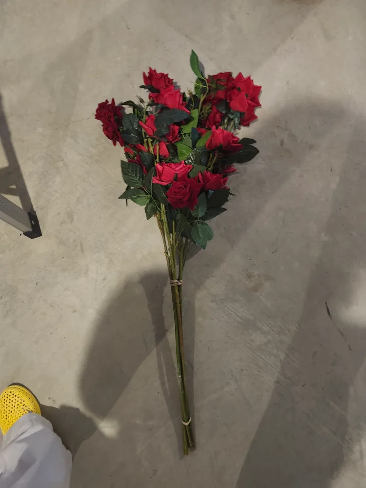 Long stem Artificial Rose Bouquet thumbnail