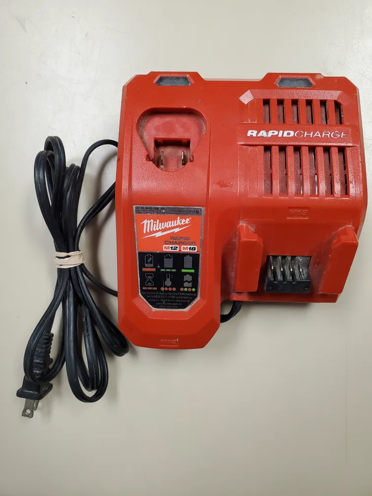 Milwaukee M12/M18 Rapid Charger thumbnail