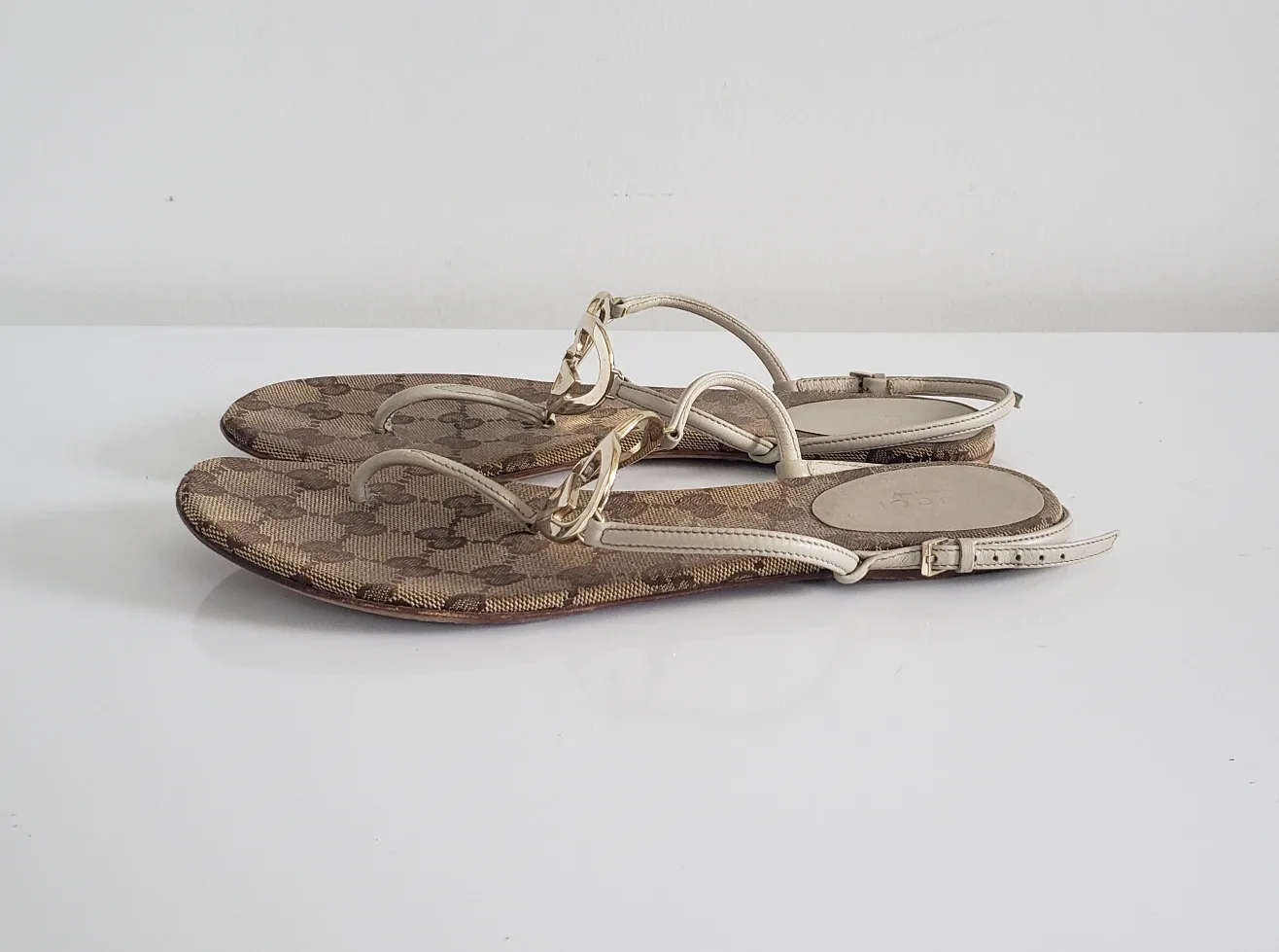 Gucci Monogram Leather Thong Sandals w Gold Heart Logo image indicator(5)