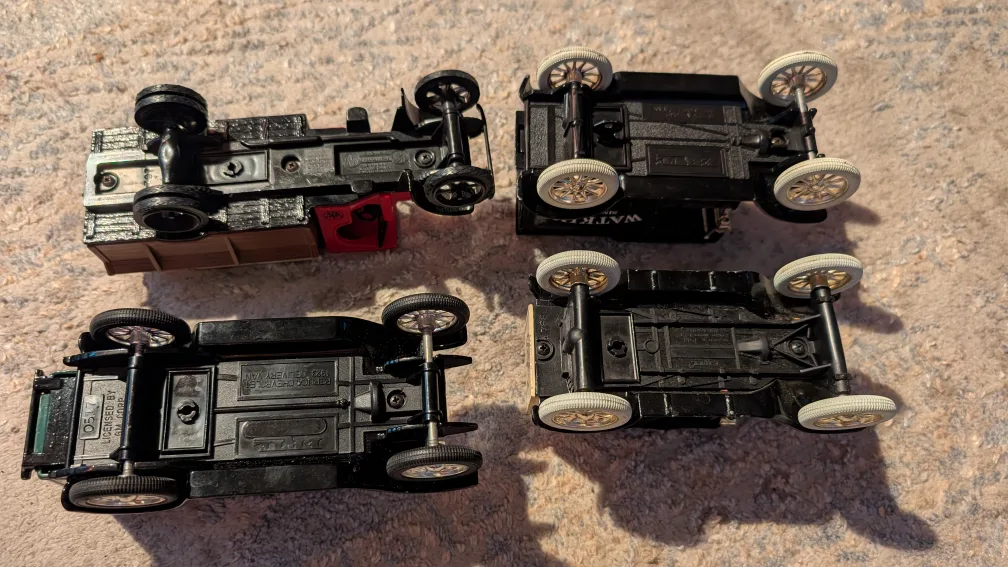 Watkins Diecast Coin Bank Truck Collection image indicator(6)