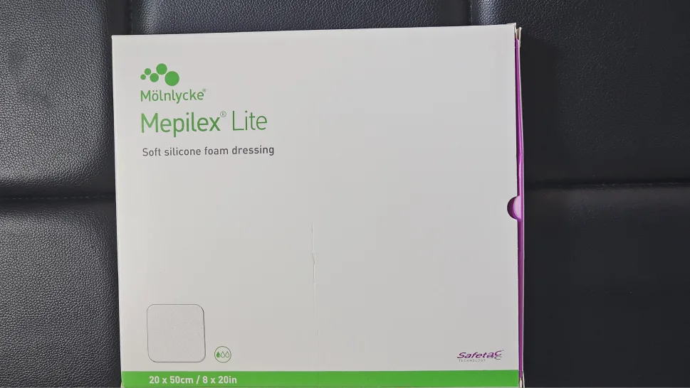 New Mepilex Lite Soft Silicone Foam Dressing, 6x6 in image indicator(5)