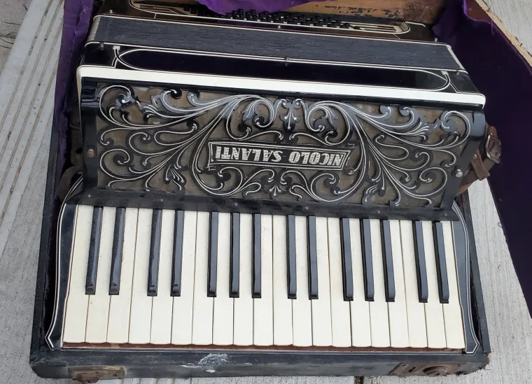 Nicolo Salanti Accordion thumbnail