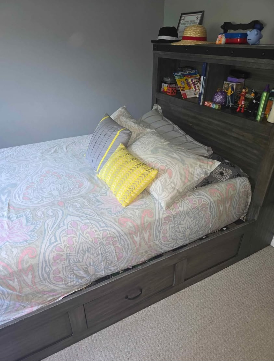 Queen Size Bed Frame with Headboard - photo 2