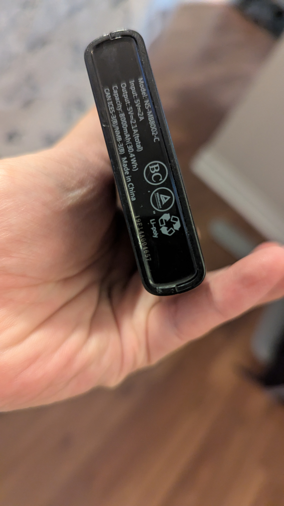 Insignia Power Bank - photo 3