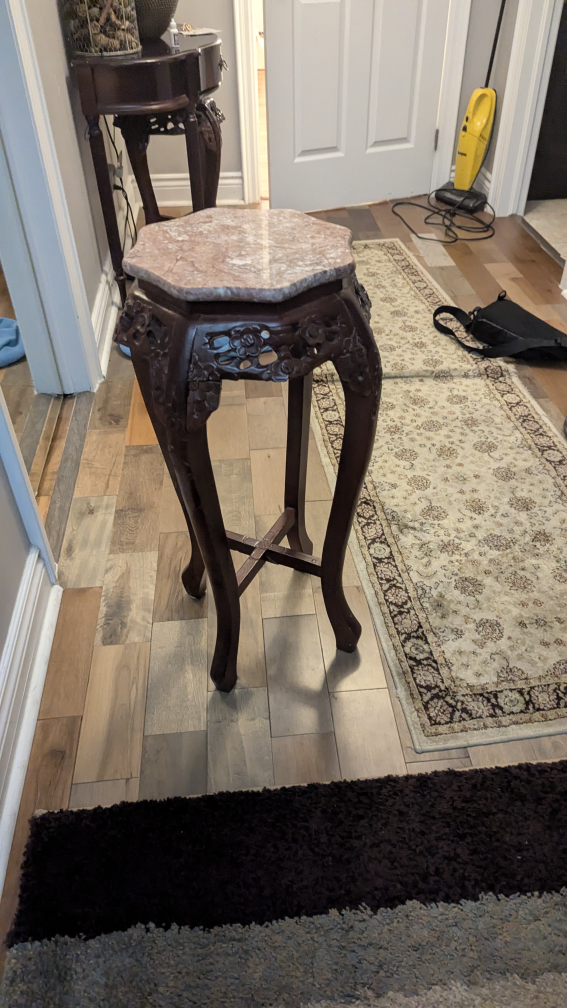 Vintage Carved Wood Plant Stand with Marble Top🇨🇦 - photo 2