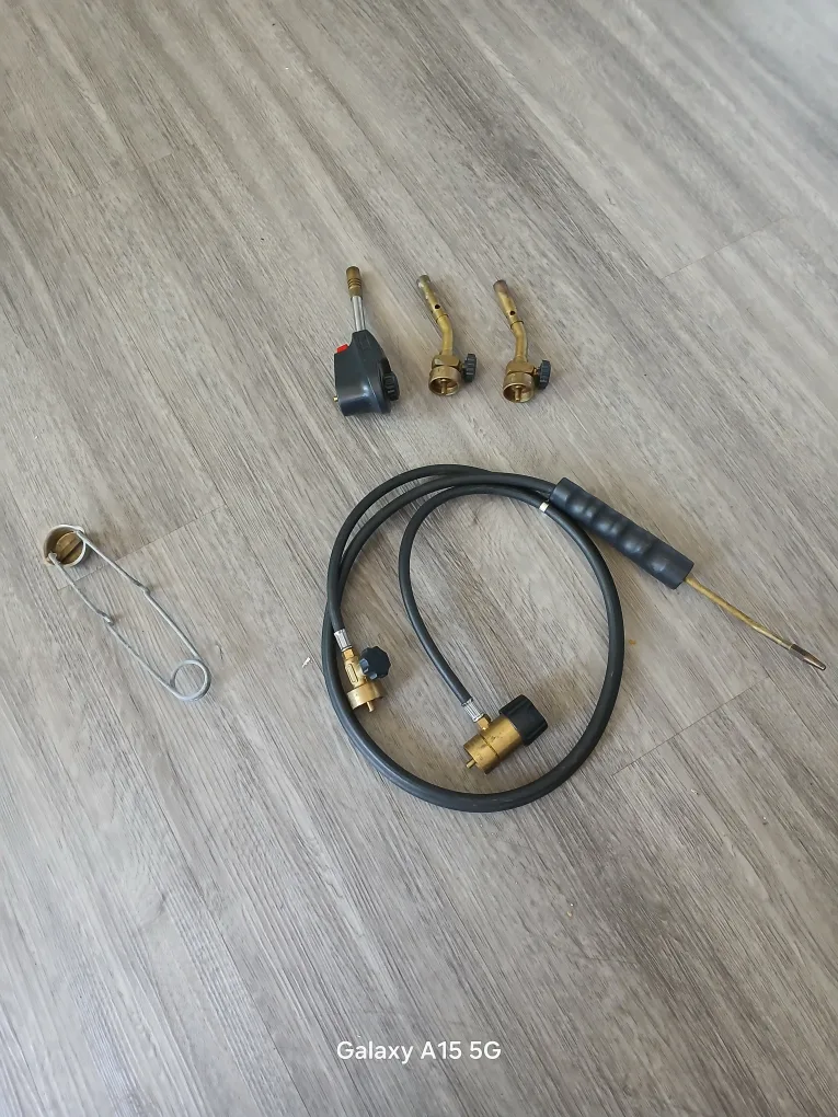BernzOmatic Torch Kit and Self-Igniting Torch.  thumbnail
