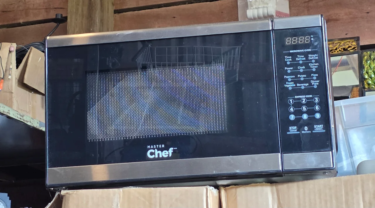 Master Chef Microwave Oven thumbnail