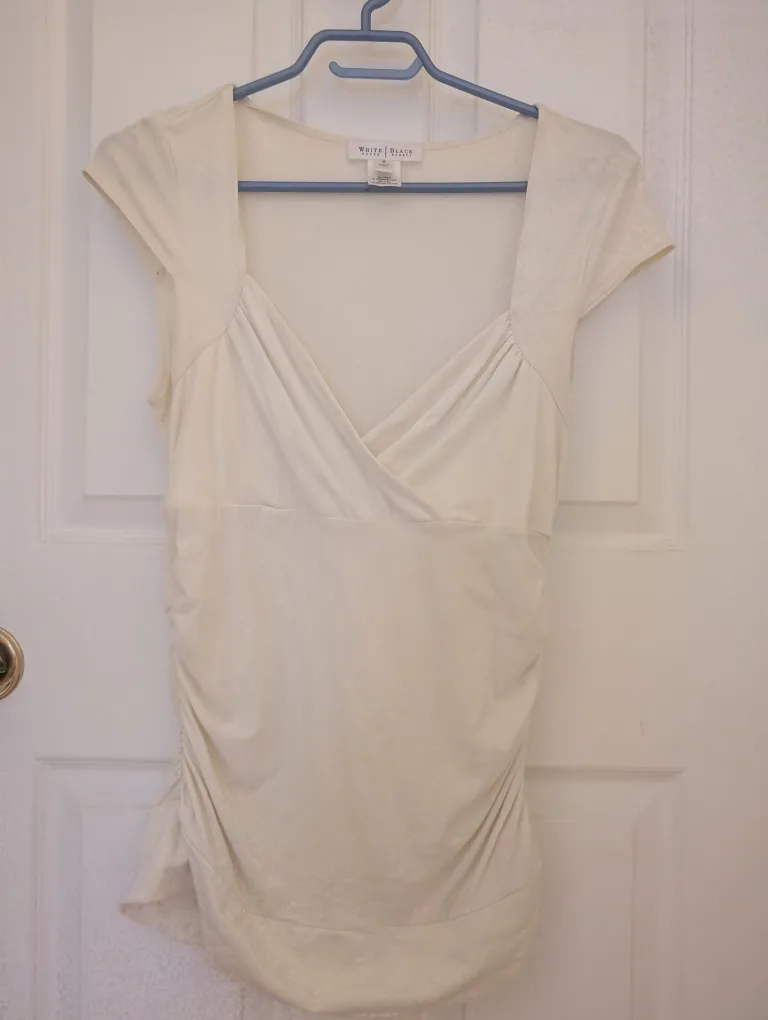 White House Black Market Top - Size M thumbnail