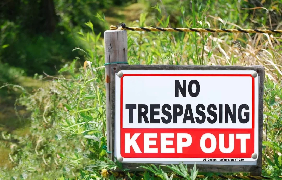 No Trespassing Sign image indicator(3)