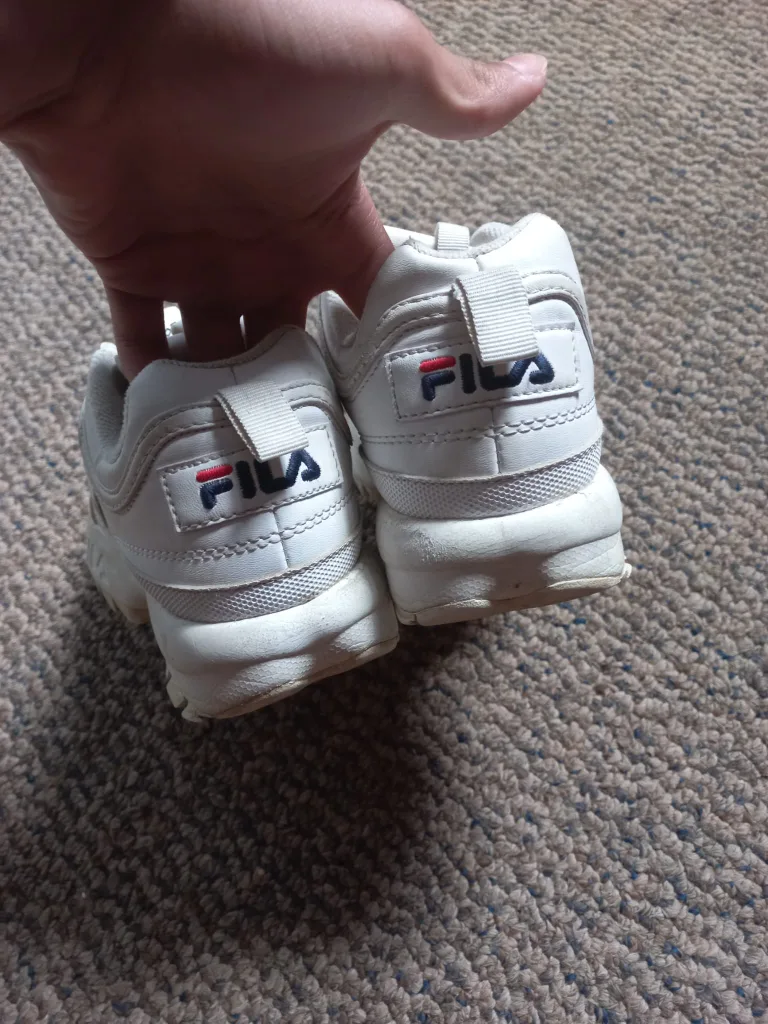 Fila White Athletic Shoes image indicator(2)