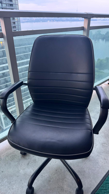 Black Office Chair