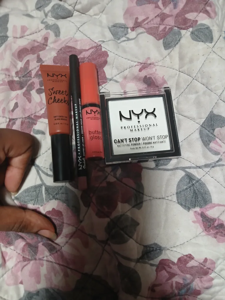 NYX Makeup Bundle all $30 final price thumbnail
